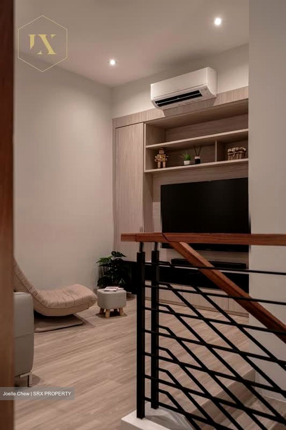 Clover Park (D20), Terrace #556050951